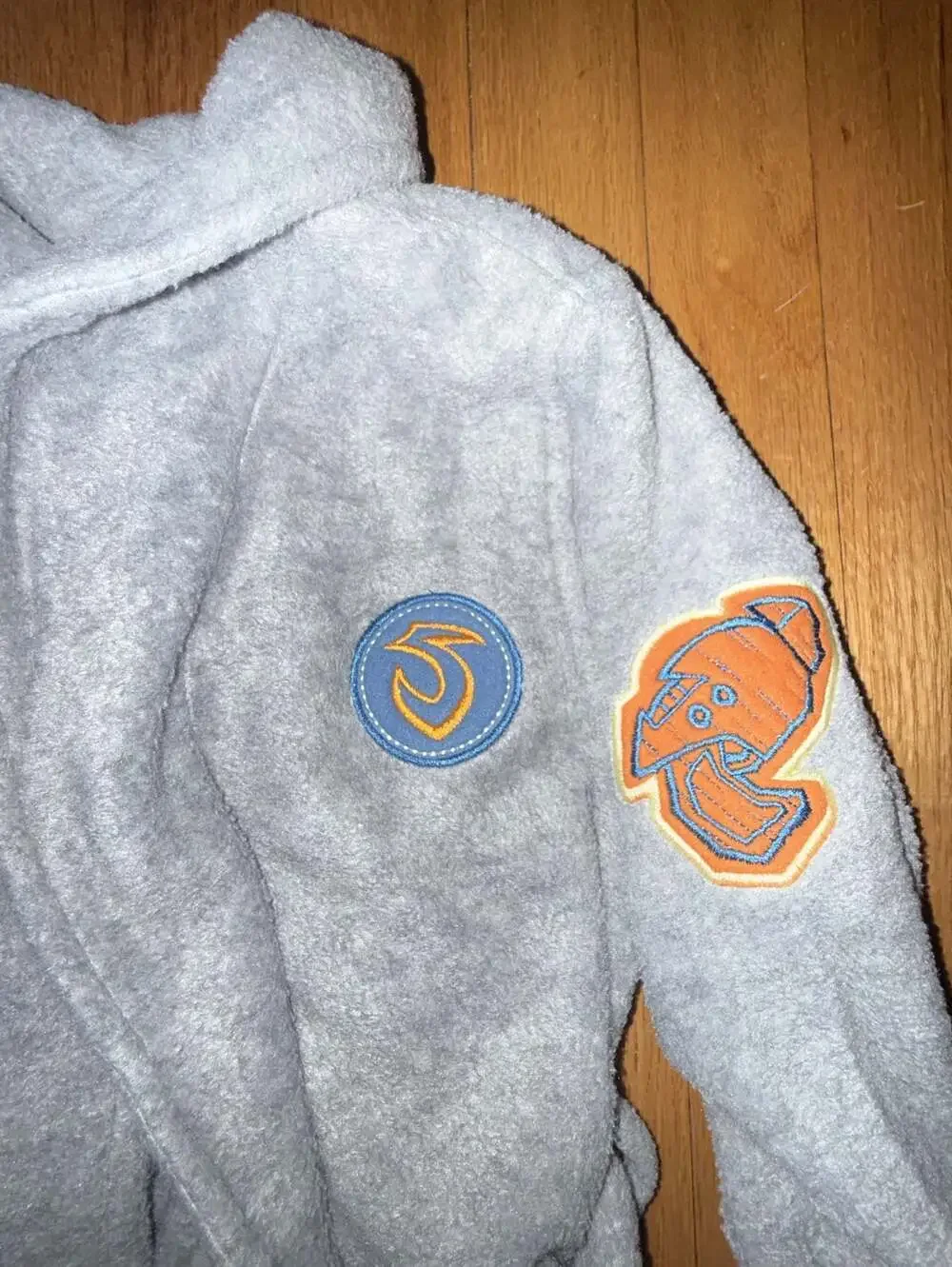 VTG Disney Store Lilo & Stitch Grey Fleece Bathrobe Kids Size 4/5